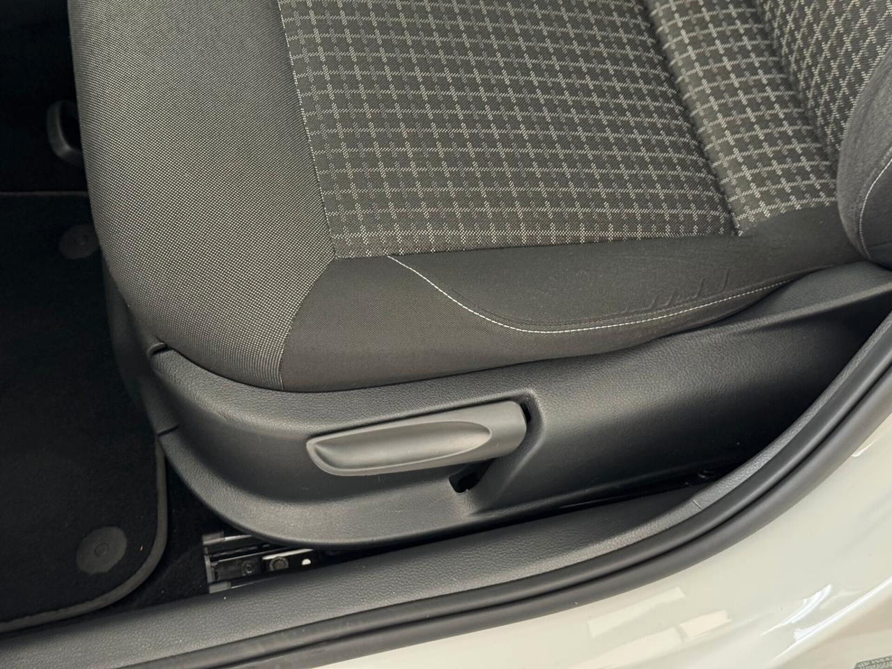 VOLKSWAGEN POLO 1.4cc 75CV TDI NEOPATENTATI
