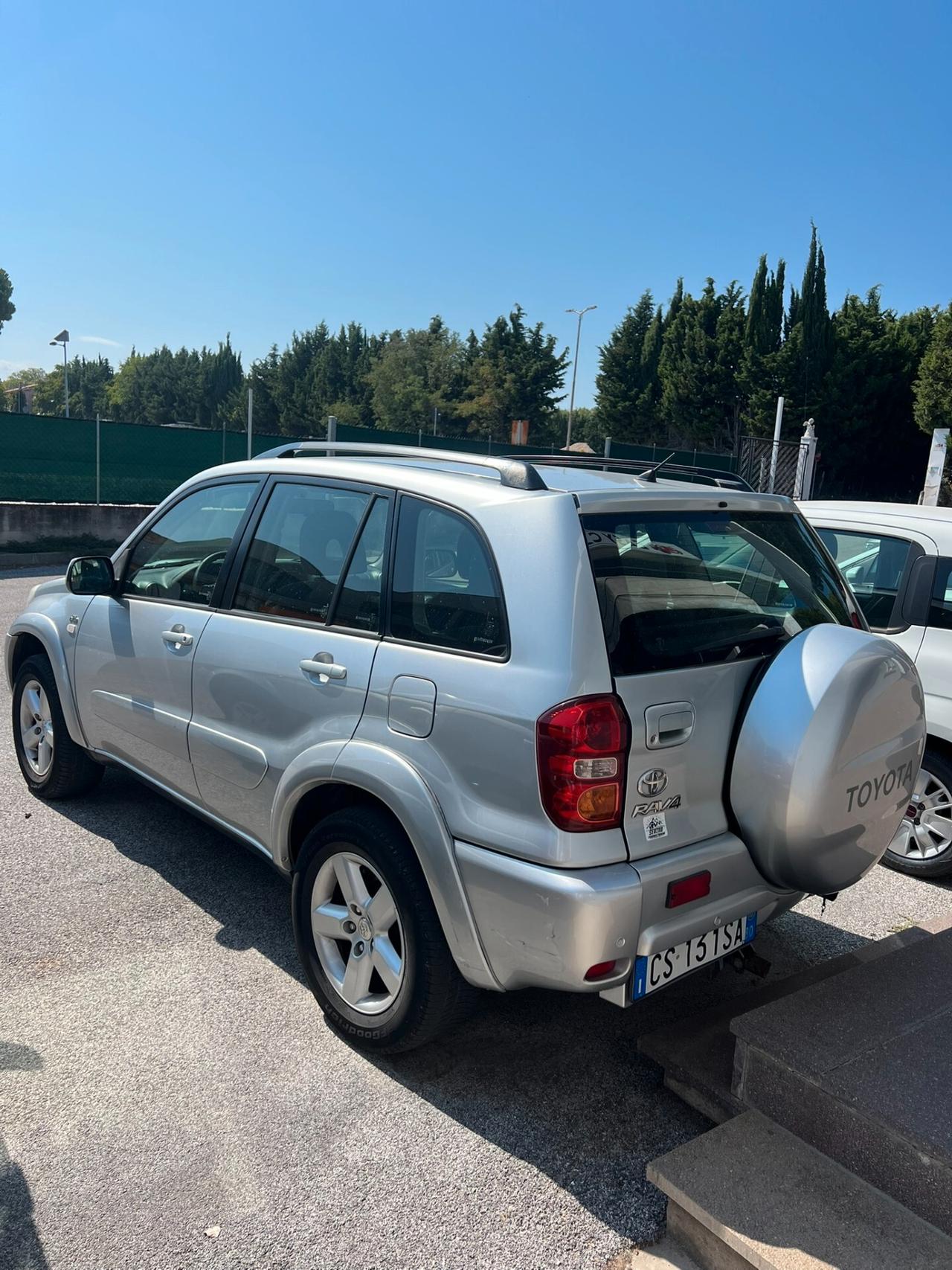 Toyota RAV 4 2.0 Tdi D-4D cat 5 porte Sol