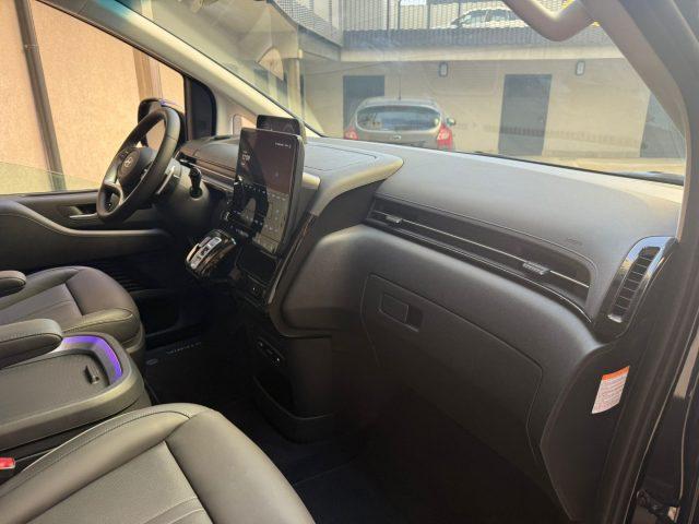 HYUNDAI Staria 1.6 HEV 225CV AT 2WD 7 posti Luxury