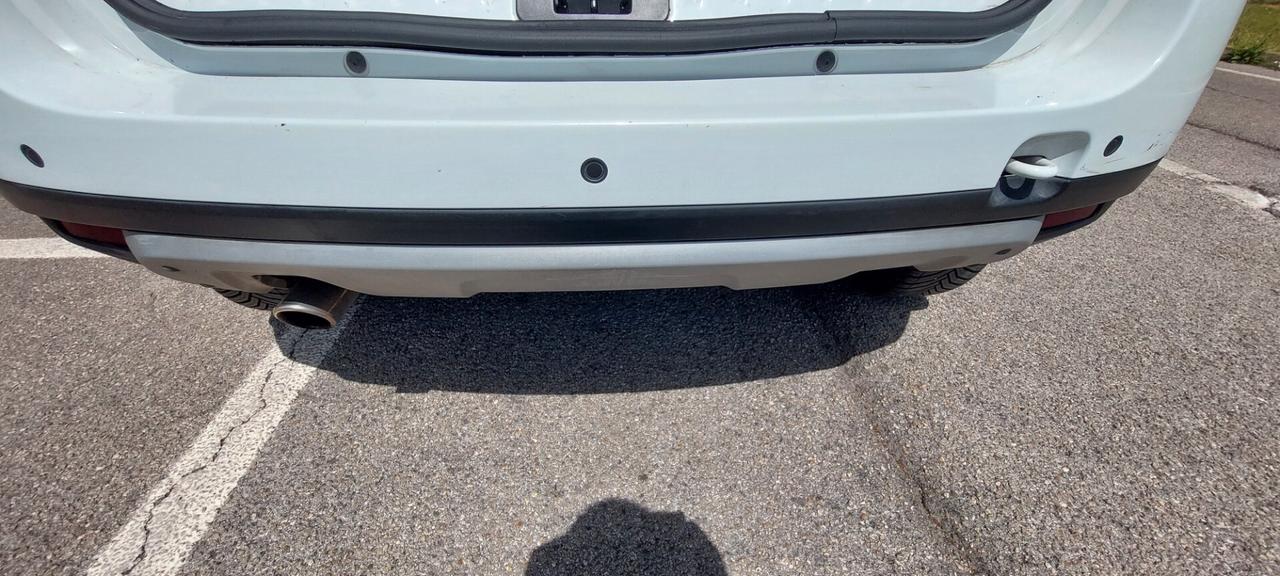 DUSTER 1,6 GPL DI SERIE CASA MADRE NAVIGATORE TELEFONO SENSORI FULL FULL 110 CV