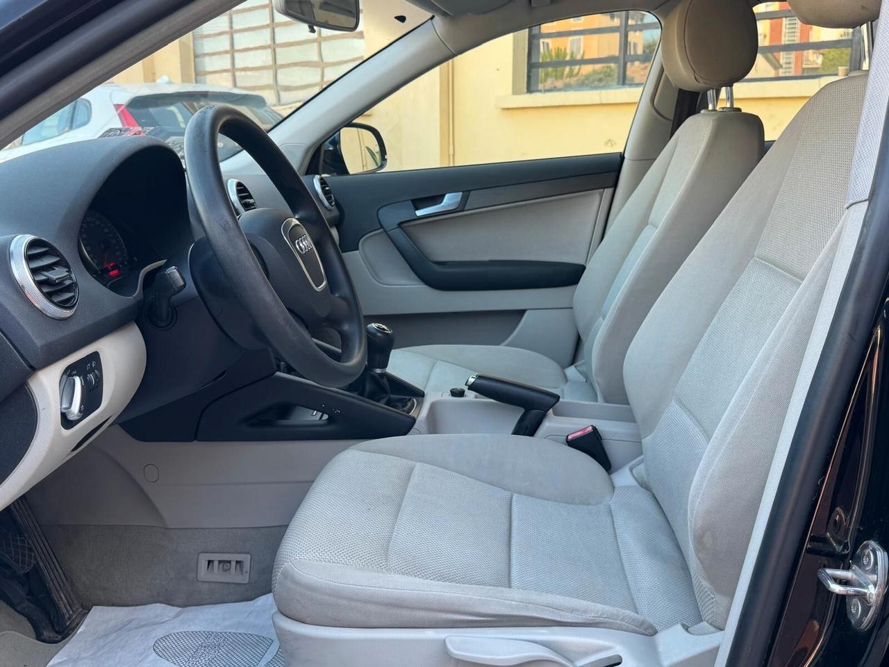 Audi A3 Anno 2011 1.6 Diesel 90 CV CINGHIA FATTA