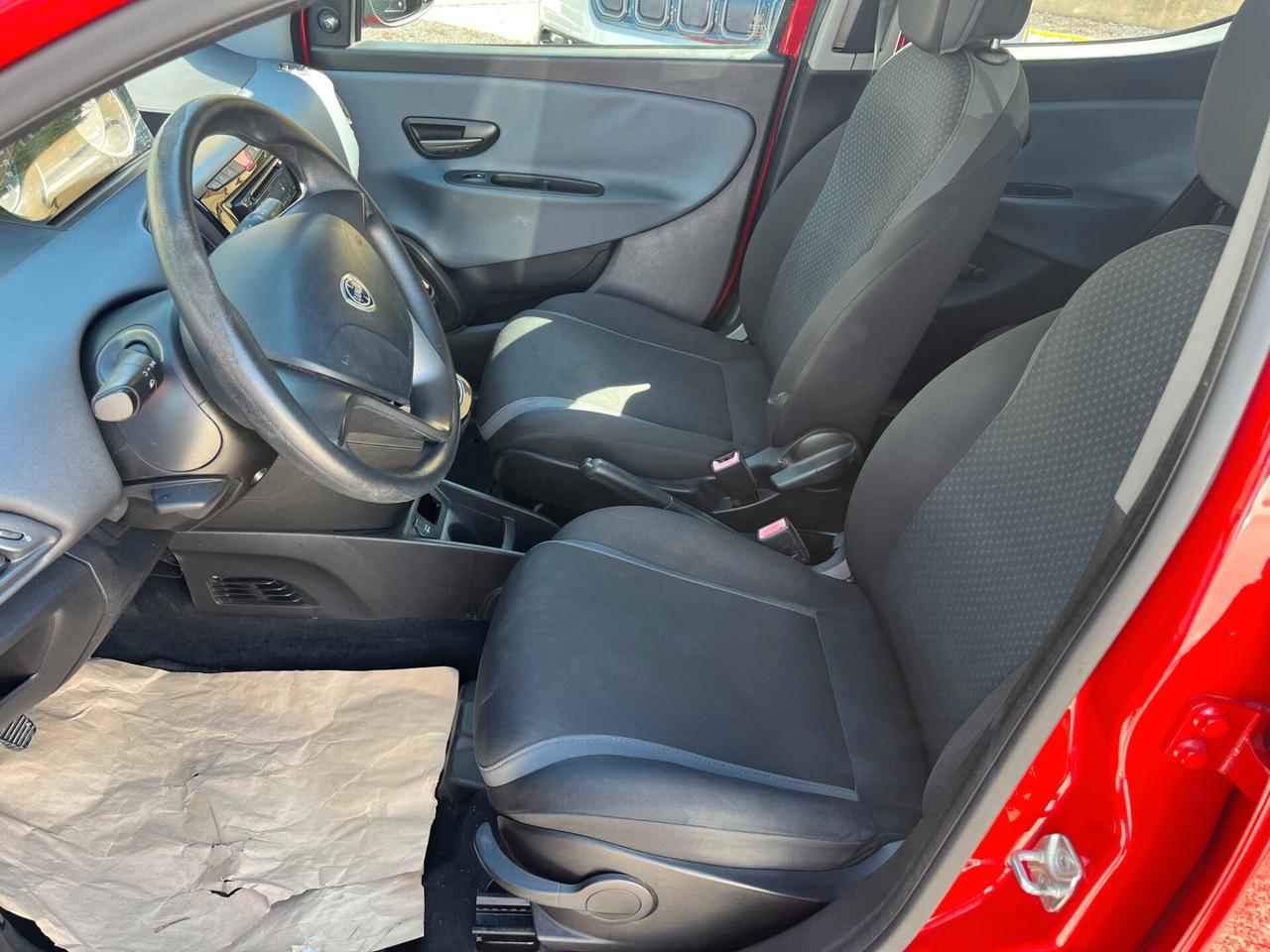 Lancia Ypsilon 1.2 69 CV 5 porte GPL SCADENZA 2036 KM CERTIFICATI