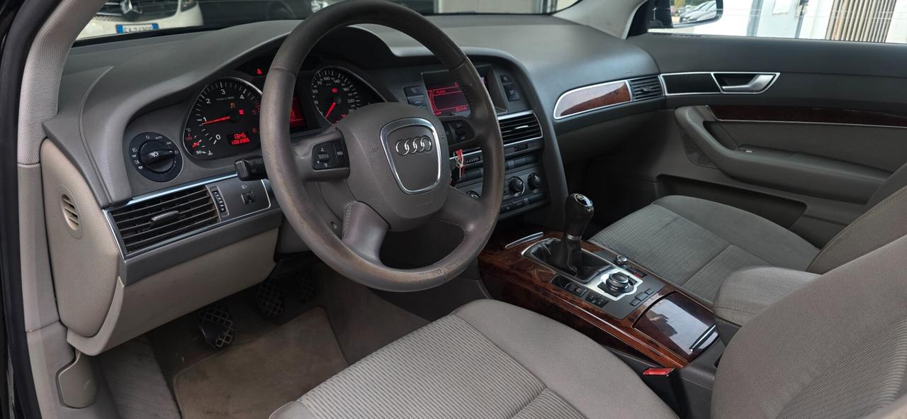 Audi A6 2.7 V6 TDI cambiò manuale berlina nera