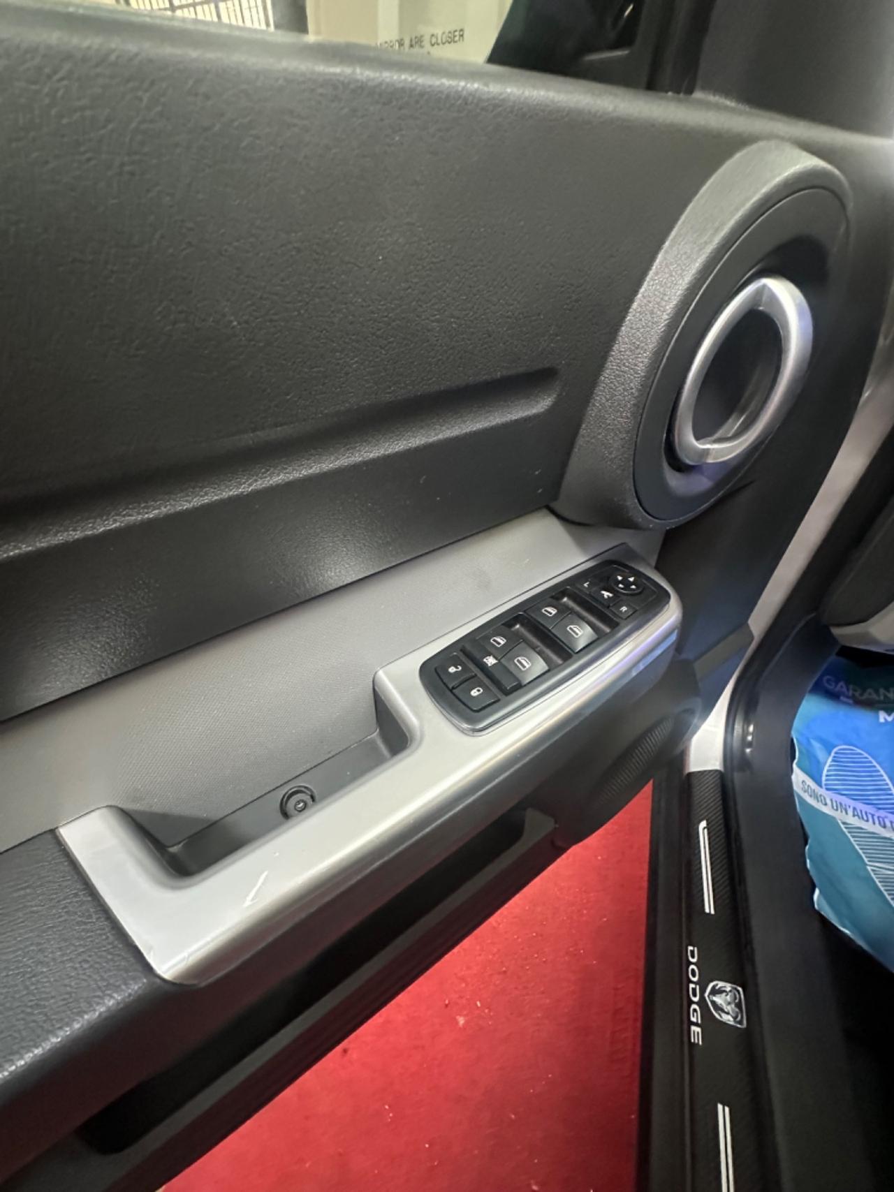 Dodge Nitro 2.8 CRD DPF R/T 4WD