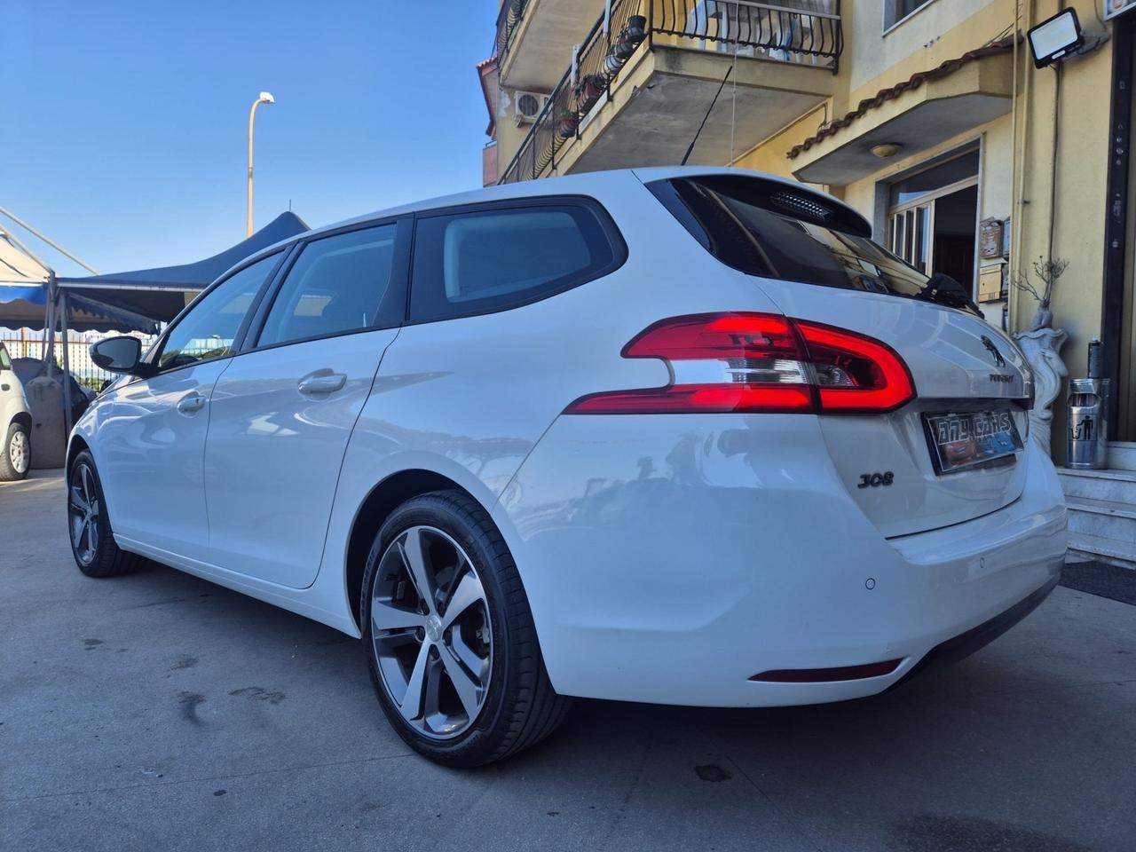 Peugeot 308 BlueHDi 100 S&S SW Allure euro6