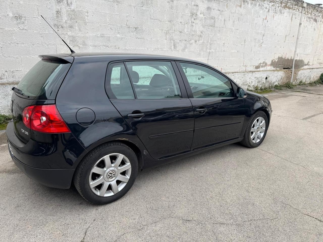 Volkswagen Golf 2.0 16V TDI 5p. Sportline