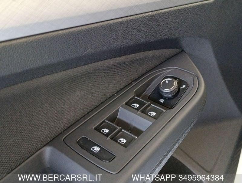 Volkswagen Golf 1.0 eTSI EVO DSG Life*AUTOMATICA*PACCHETTO LUCI*PDC*
