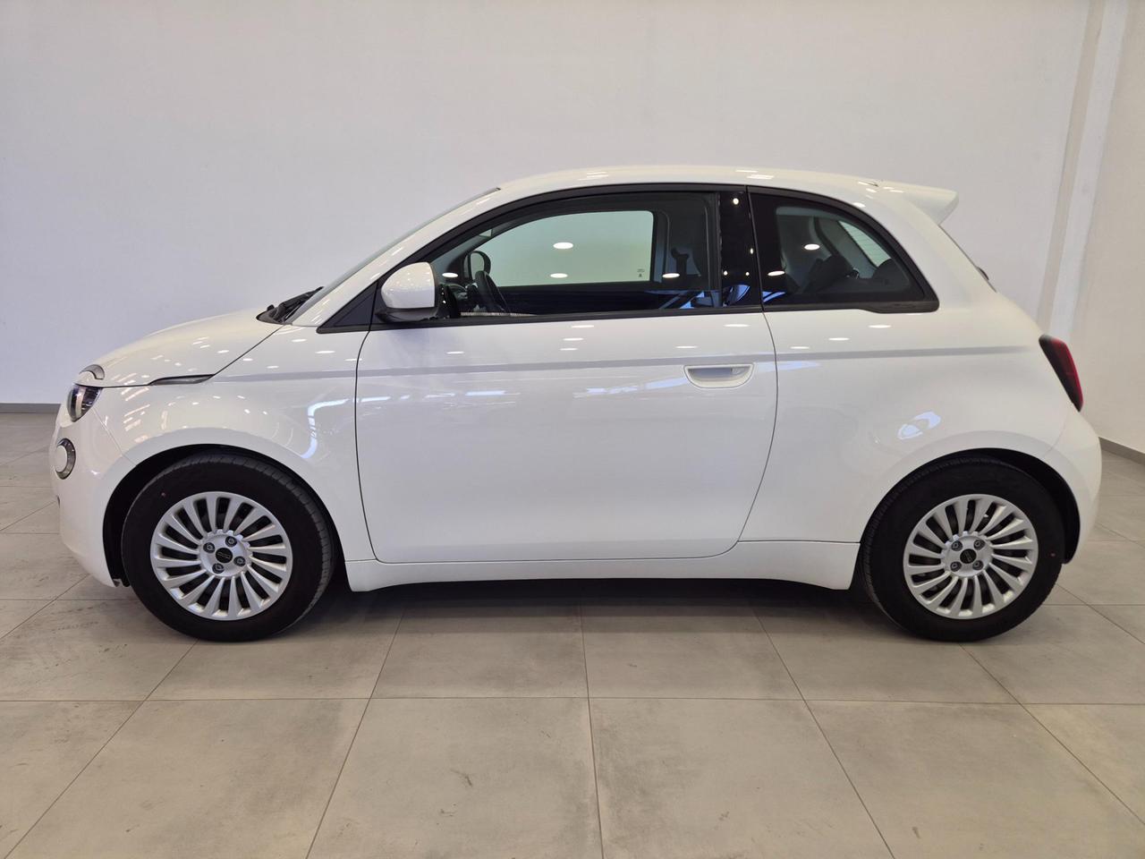 FIAT 500e 23,8 kWh Action IN PROMO