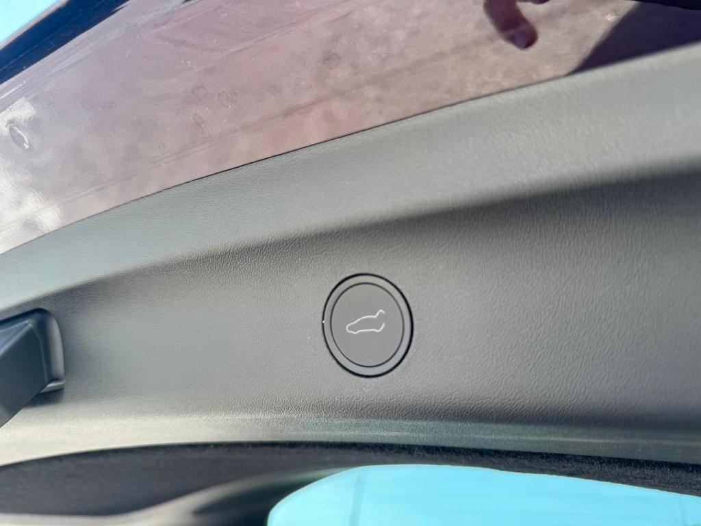 Tesla Model Y Performance Dual Motor awd