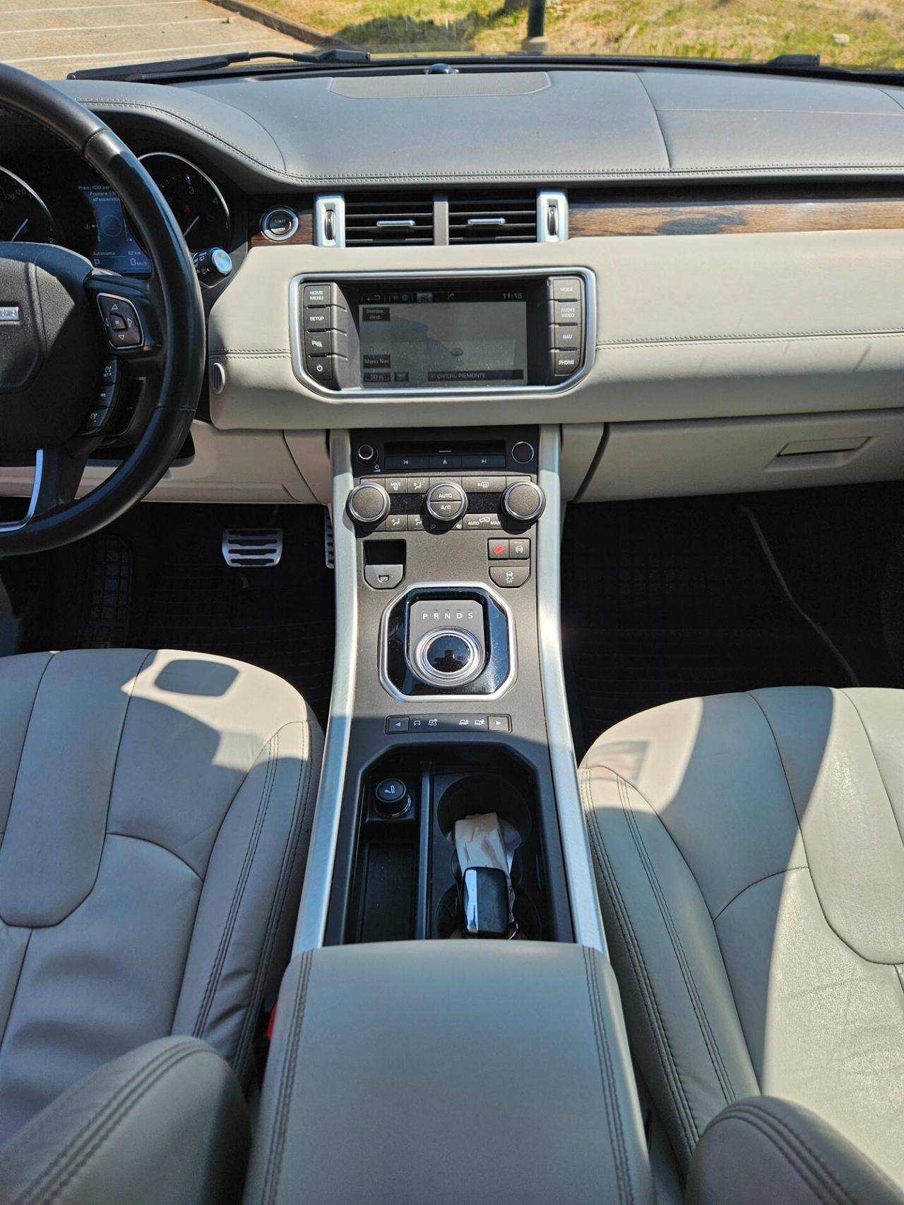 Land Rover Range Evoque 2.2 TD4 5p. Dynamic