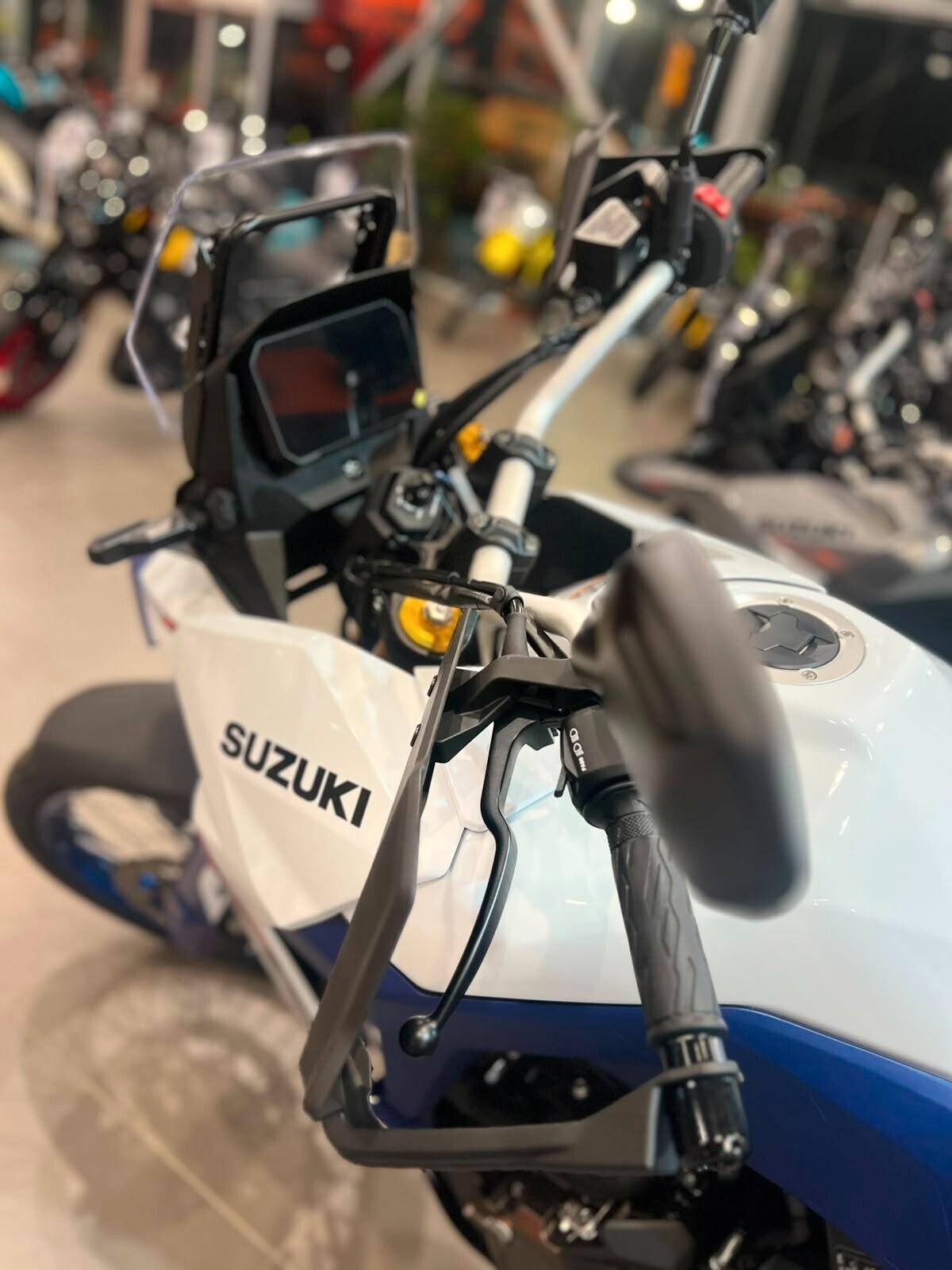 Suzuki V Strom DL 800 DE