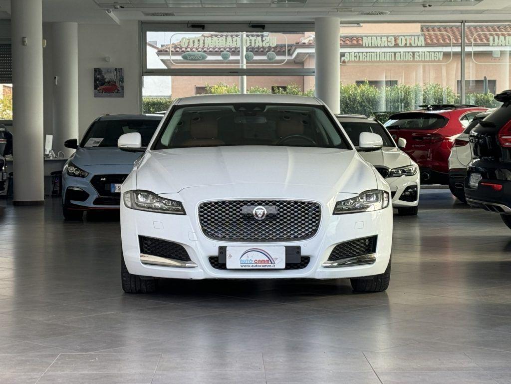 JAGUAR XF 2.0 D 180 CV aut. Portfolio MOTORE NUOVO