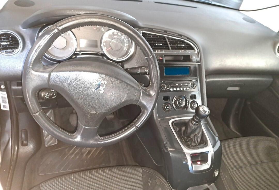 Peugeot 5008 2.0 HDi 150CV Tecno 7 posti