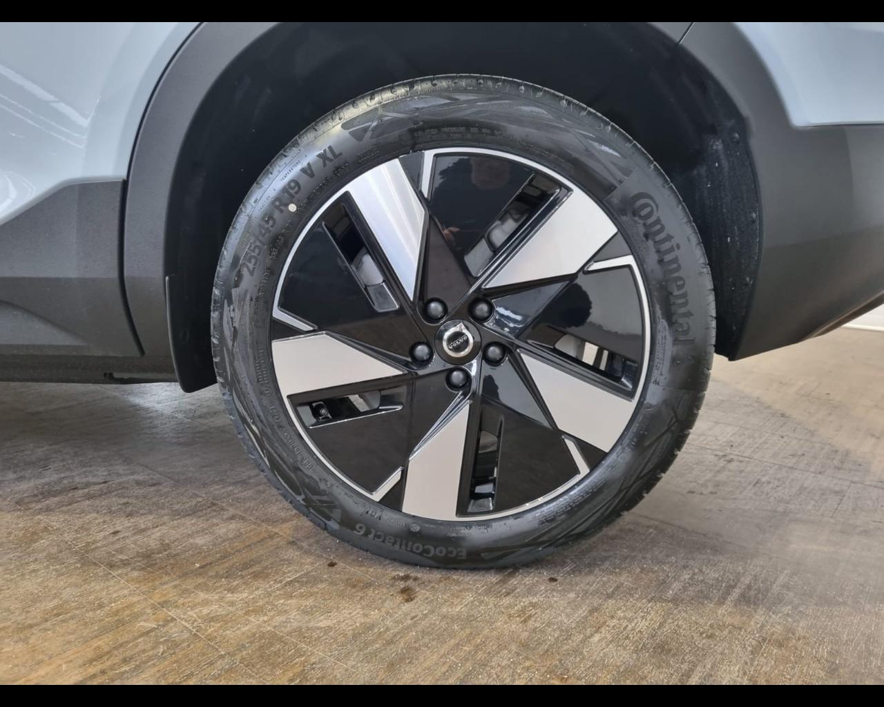 VOLVO XC40 XC40 Core Single Motor Extended Range