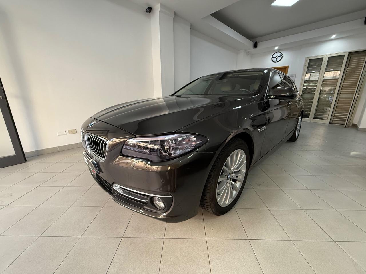BMW 530d xDRIVE 258CV TOURING LUXURY