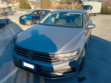 Volkswagen Passat 2.0 TDI SCR EVO DSG Business