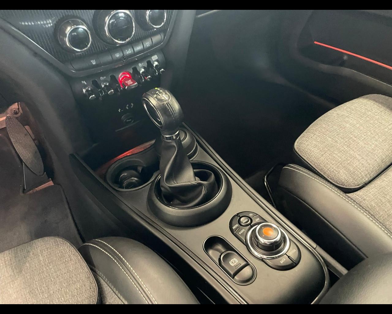 MINI Mini Countrym.(F60) - Mini 2.0 Cooper D Business Countryman Automatica