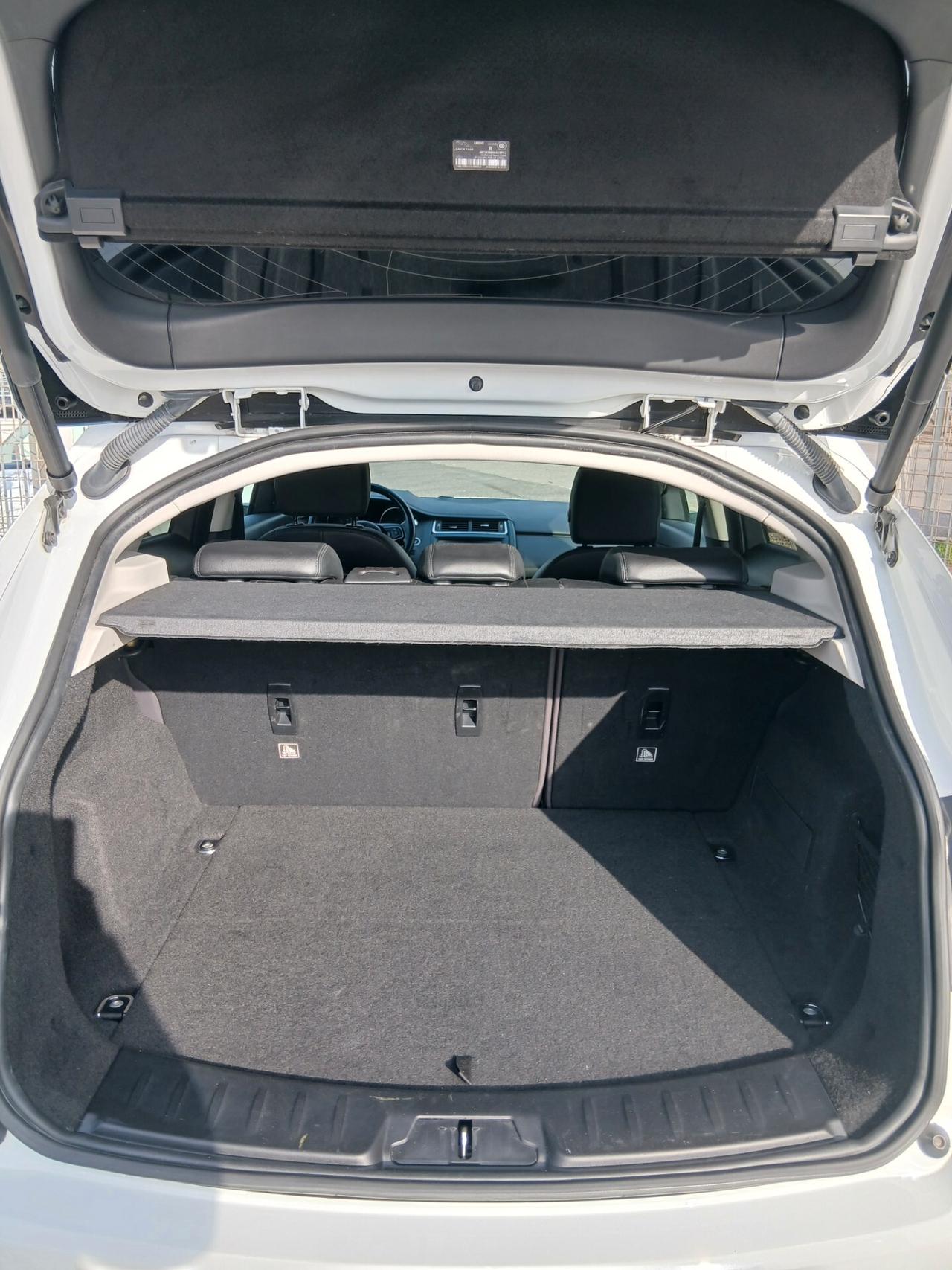 Jaguar E-Pace 2.0D 180 CV AWD aut. R-Dynamic S