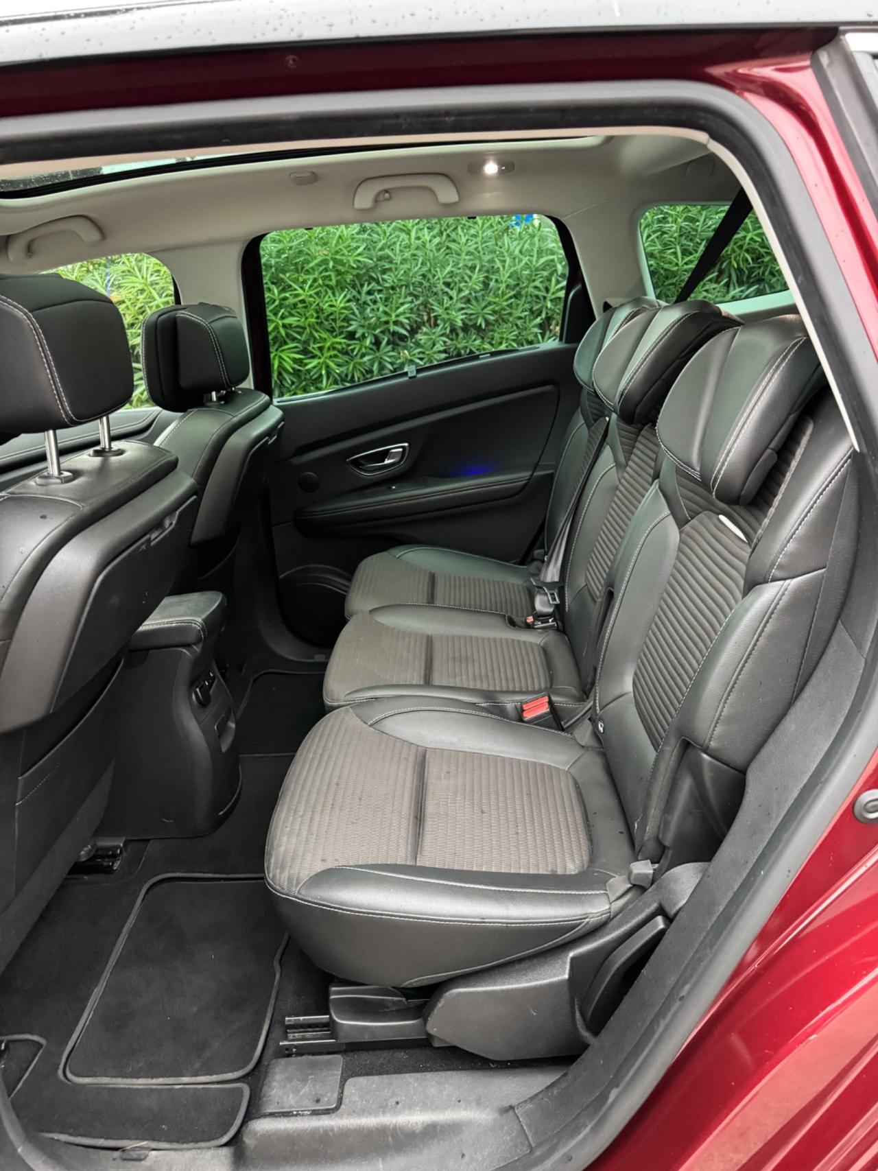 Renault Grand Scenic dCi 7 POSTI SUPER ACCESSORIATA