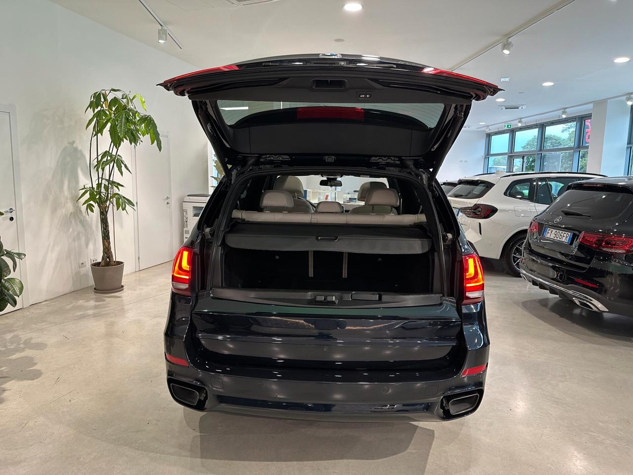 Bmw X5 M50 X5 M50d auto