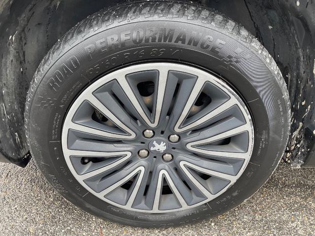 Peugeot 2008 1.6 bluehdi Access 75cv