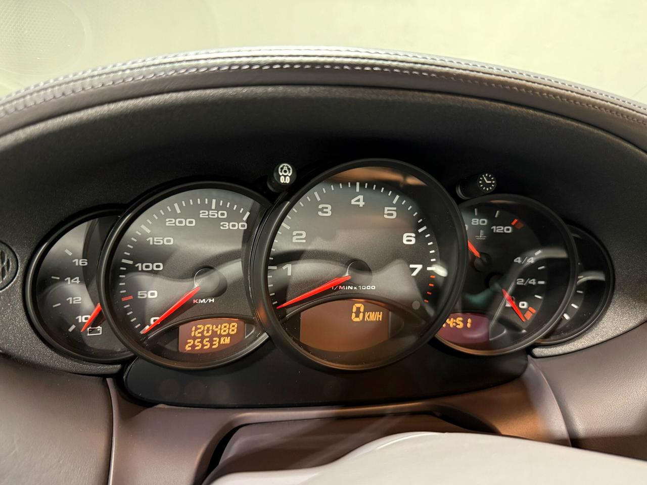 Porsche 911 Carrera cat Coupé