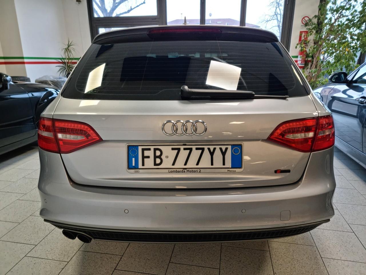 Audi A4 Avant 2.0TDI S-LINE EXTERIOR