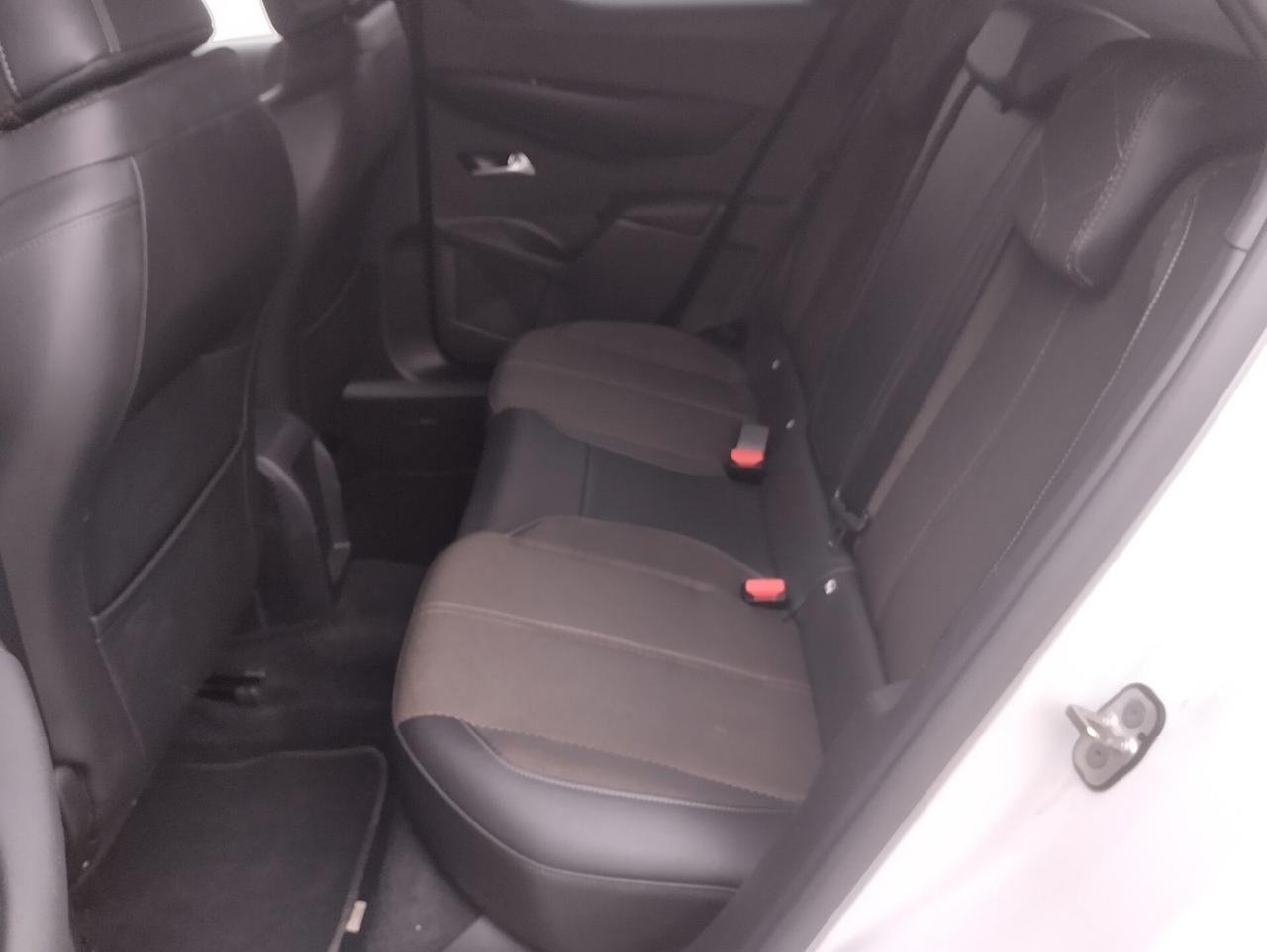 Ds DS3 3 CROSSBACK 130 EAT8 SO CHIC