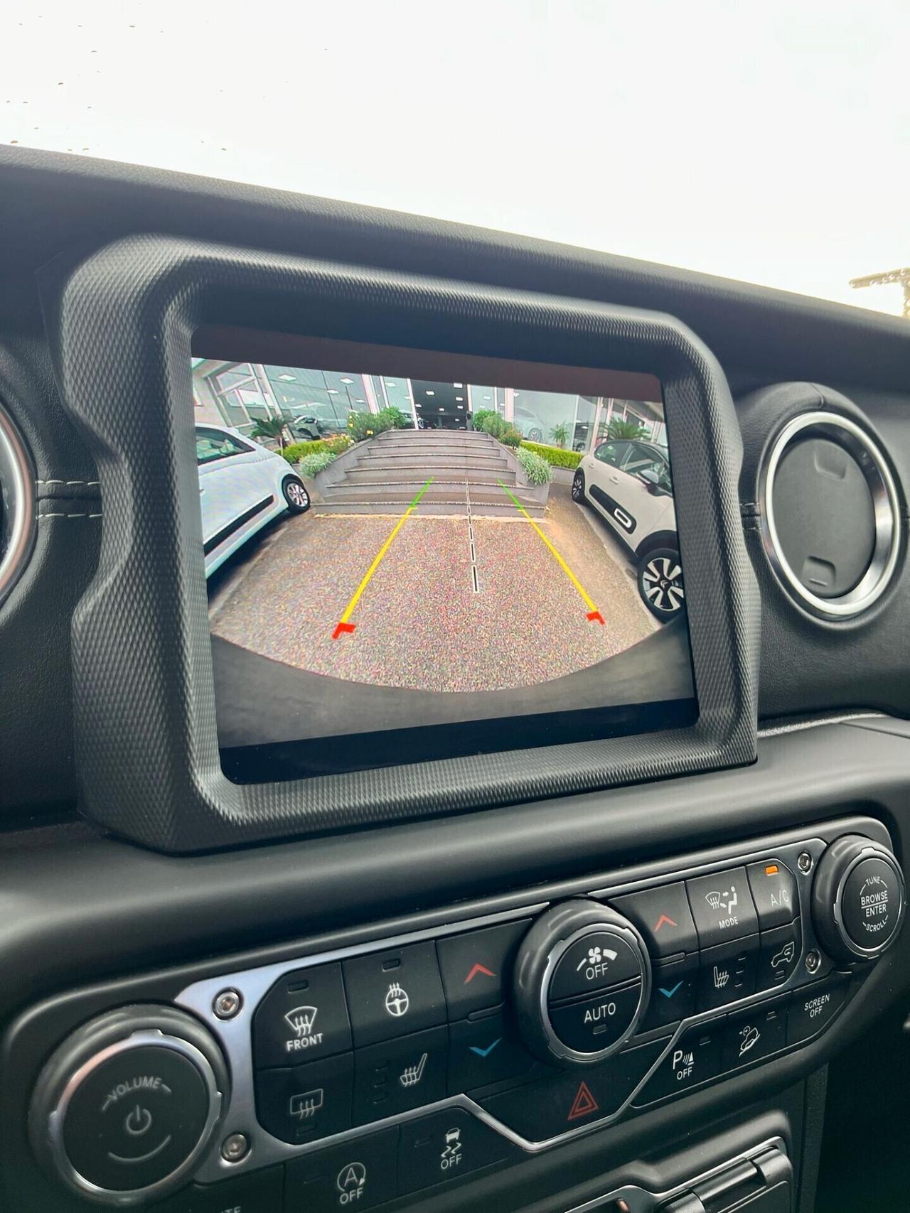 Jeep Wrangler 2.2 Mjt II Sahara