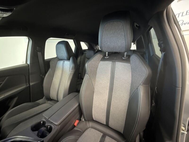 Peugeot 3008 II 2021 1.5 bluehdi Allure Pack s&s 130cv eat8