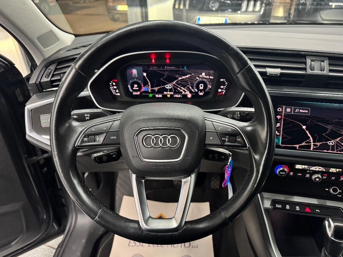 AUDI - Q3 SPORTBACK 35 TDI S tronic Business UNICO PROP/ MATRIX/ CARPLAY