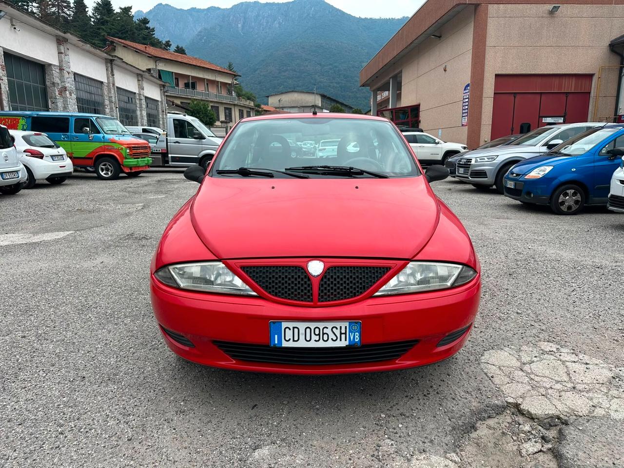 Lancia Y 1.2i cat LS