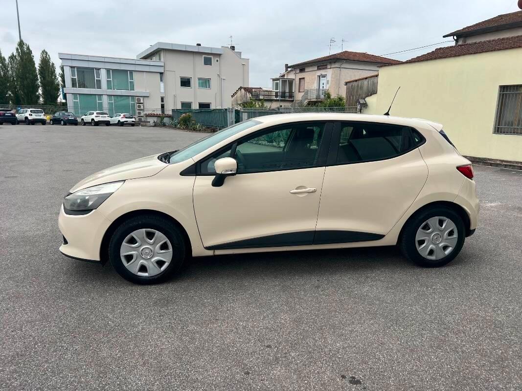 Renault Clio 1.2 Live Gpl 75cv