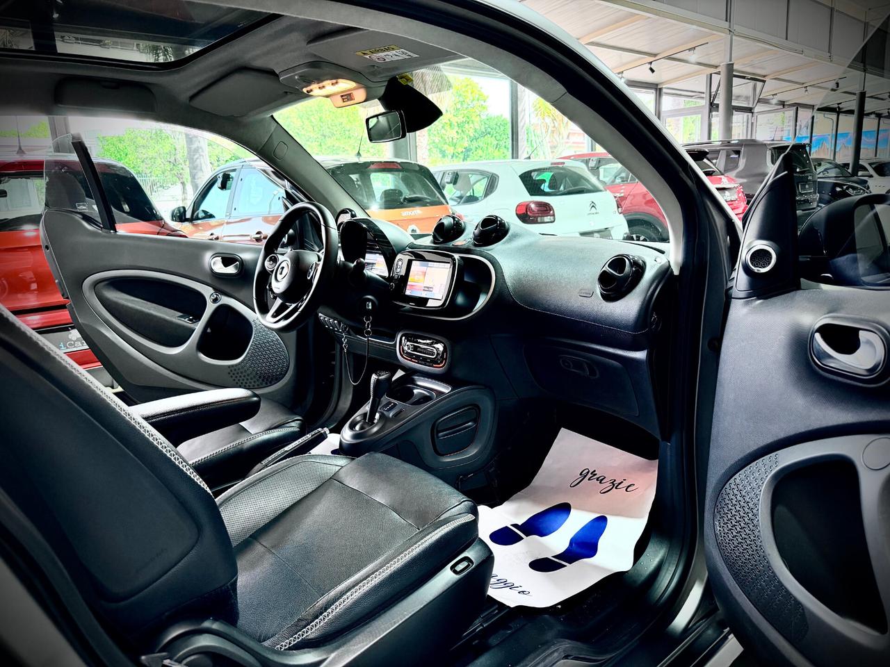 Smart Fortwo 0.9 109CV Twinamic Brabus Xclusive