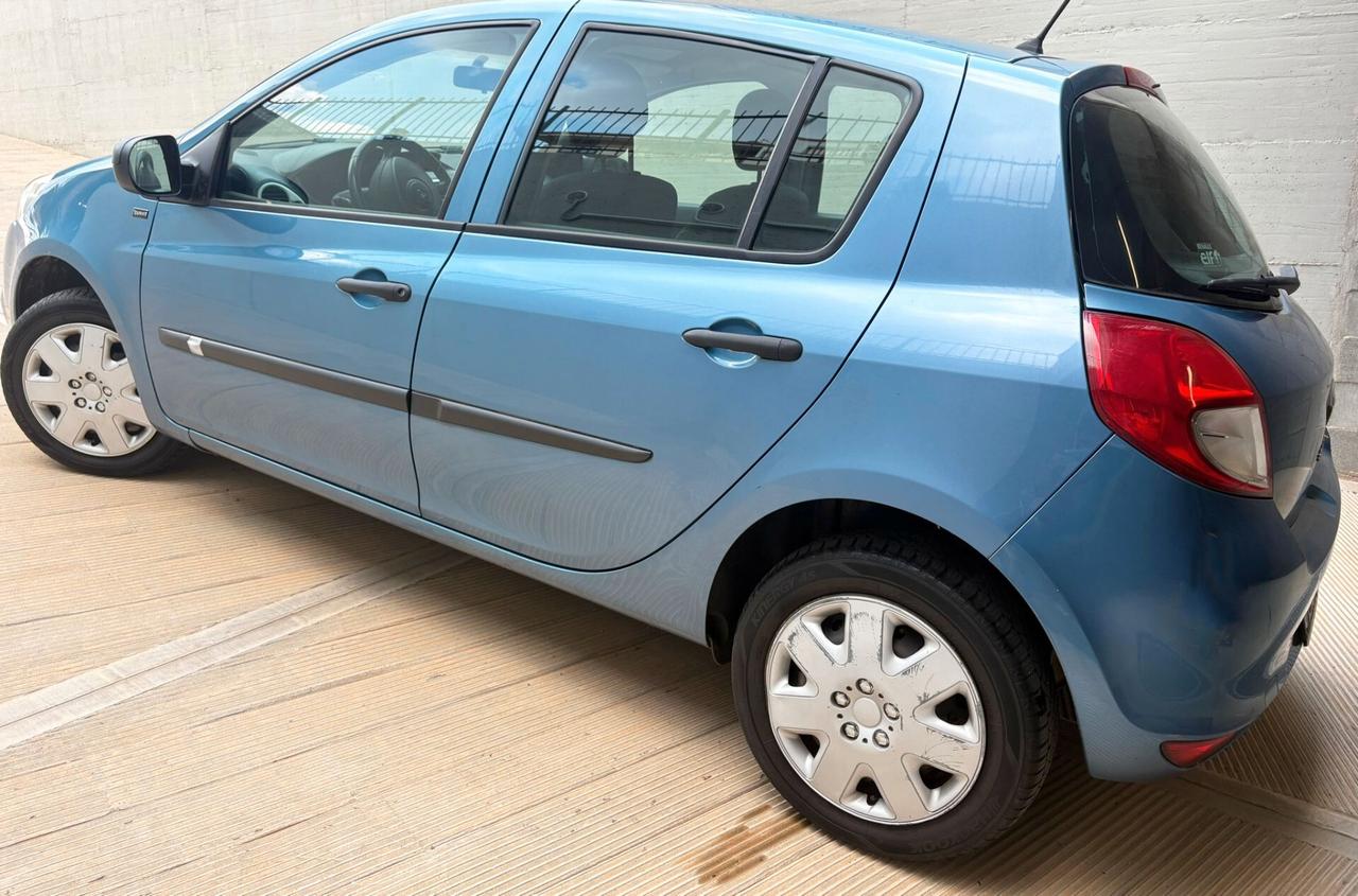 Renault Clio 1.2 16V 5 porte Yahoo!