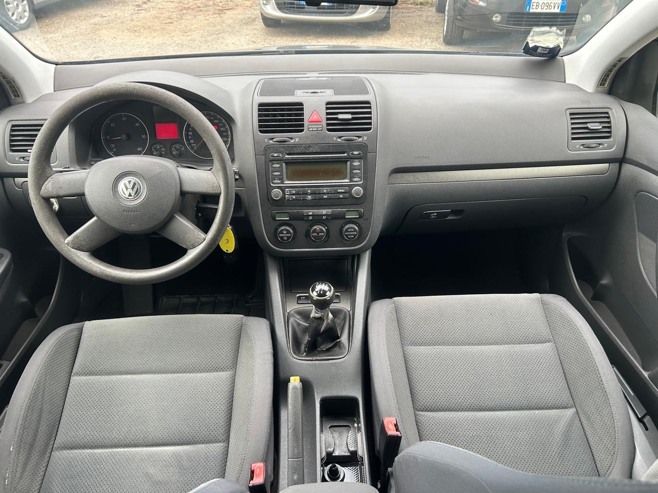 Volkswagen Golf 1.9 TDI 5p