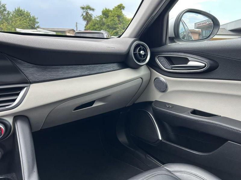 Alfa Romeo Giulia 2.2 160cv AT8 Super Business TETTO APRIBILE+PELLE