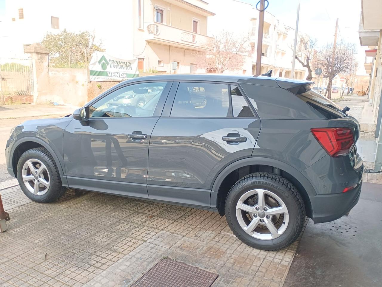 Audi Q2 30 TDI S tronic Business Design