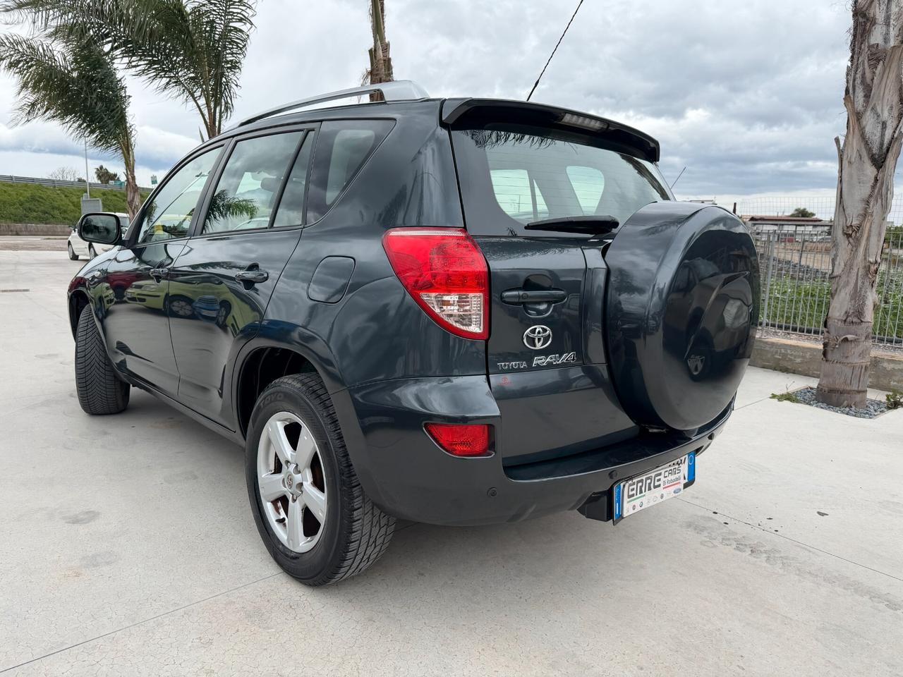TOYOTA RAV 4 4X4 2008 2.2 DIESEL 136 CV *TAGLIANDATA