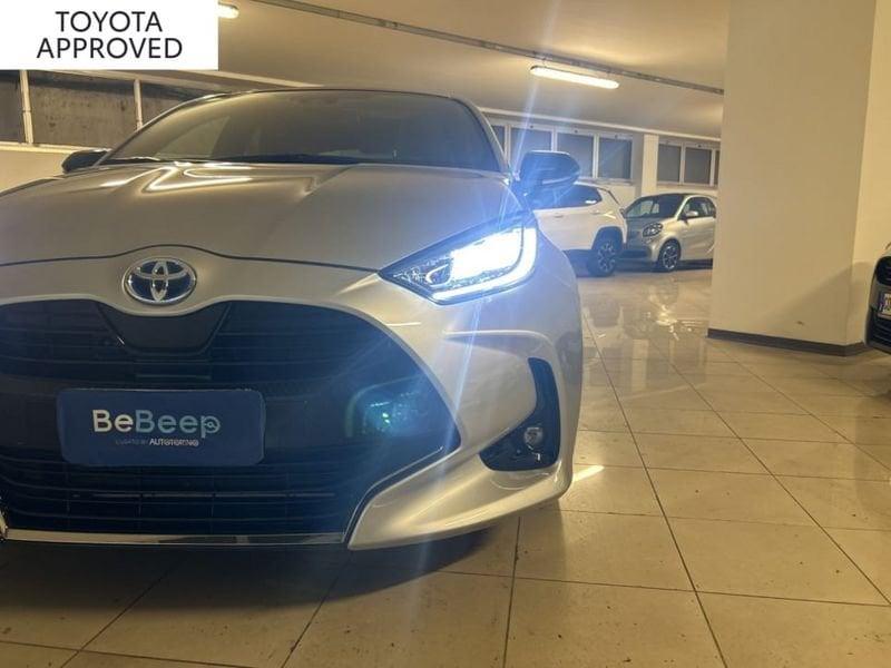 Toyota Yaris 1.5 HYBRID LOUNGE