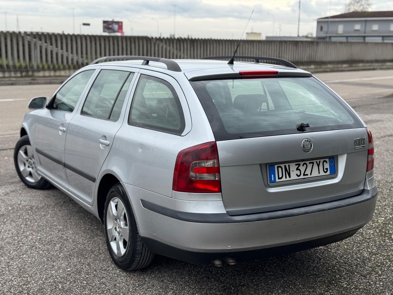 Skoda Octavia 1.9 TDI 105cv Wagon Elegance