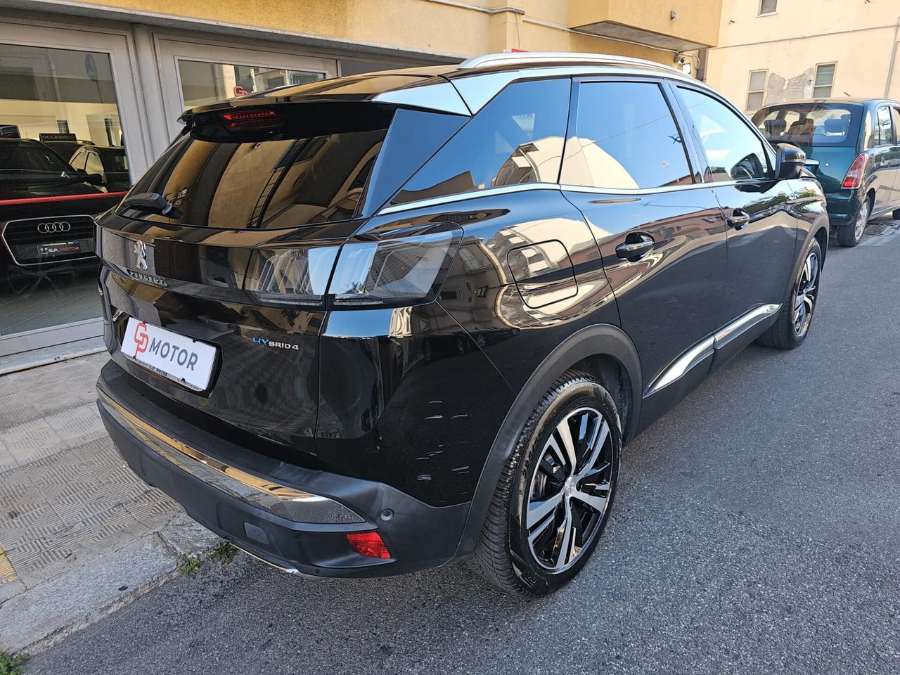 Peugeot 3008 Hybrid4 300 e-EAT8 GT