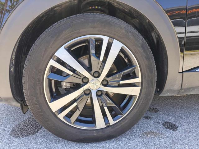PEUGEOT 3008 BlueHDi 150 S&S Allure