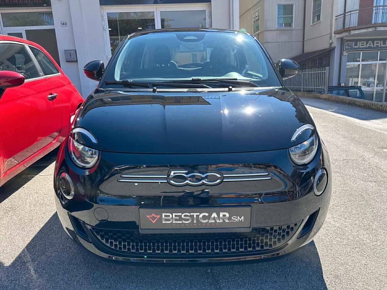 Fiat 500 e ELETTRIC _ 23KW. _ 8.000 km. REALI