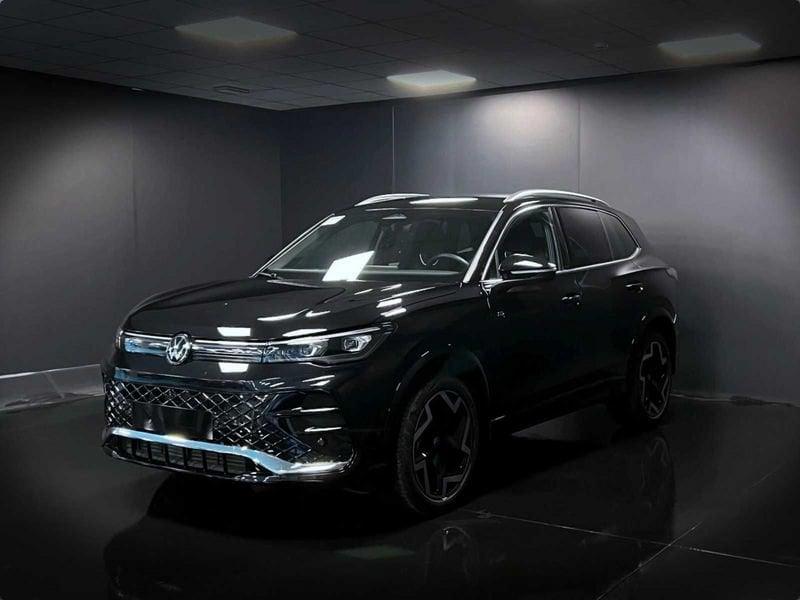 Volkswagen Tiguan 2.0 TDI 150 CV EVO SCR DSG R-Line Camera 360° Matrix Led 19"