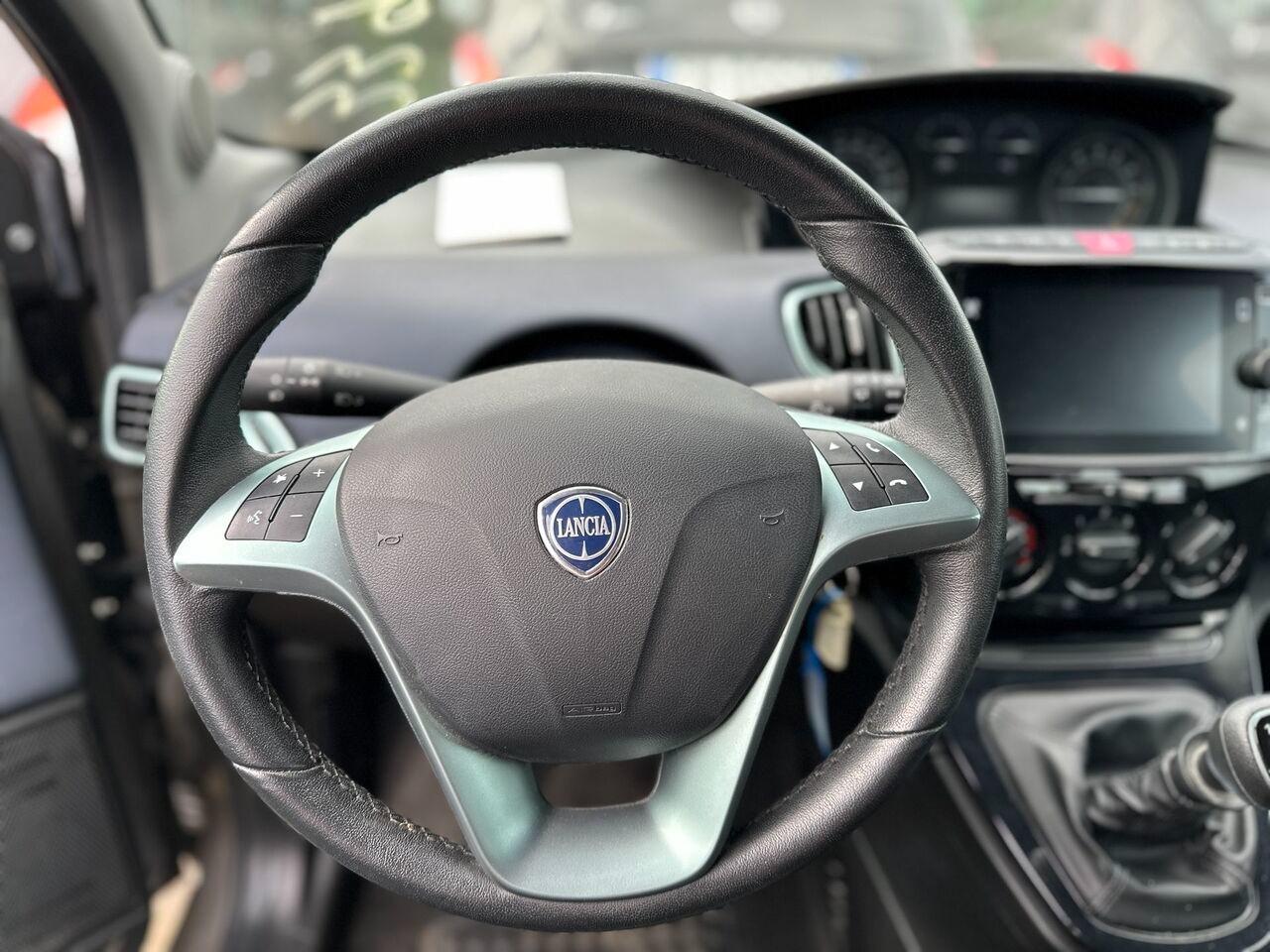 LANCIA Ypsilon III 2021 - Ypsilon 1.0 firefly hybrid Gold s&s 70cv 5p.ti