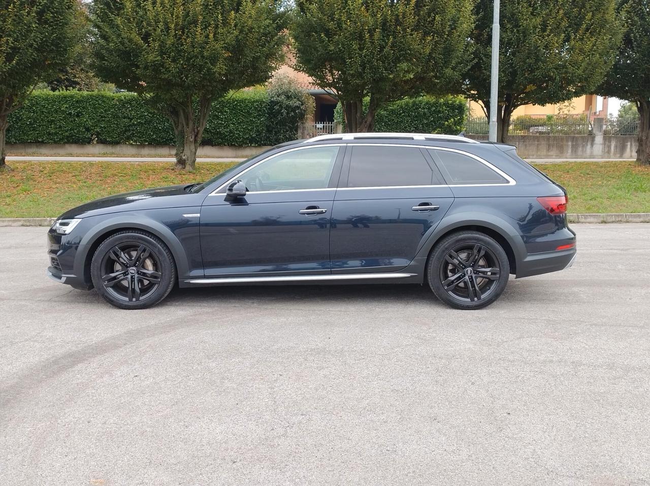 Audi A4 allroad 2.0tdi 190cv Auto TAGLIANDI UFFICIALI