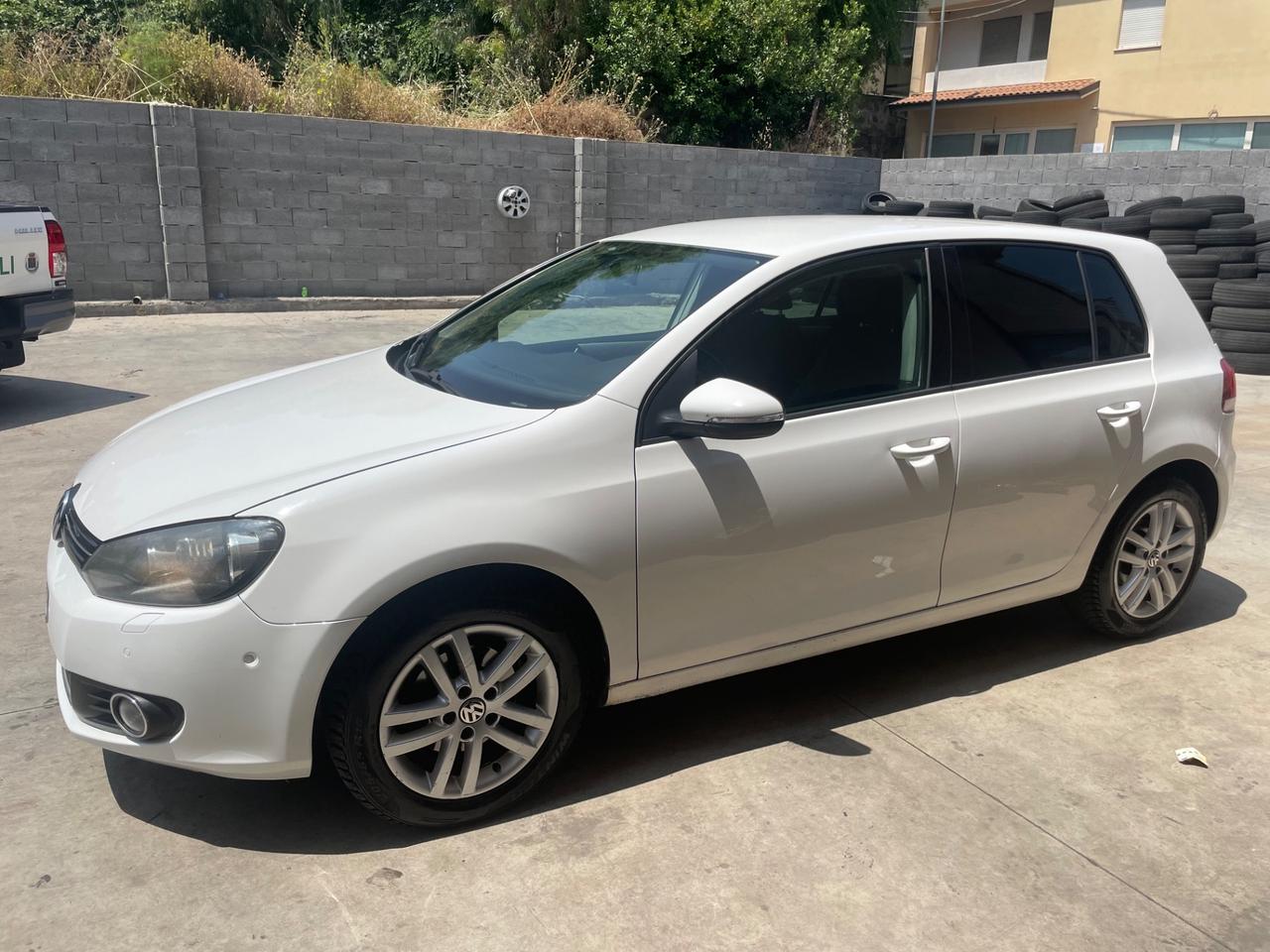 Volkswagen Golf 6 1.6 TDI 105 cv 5p. Highline