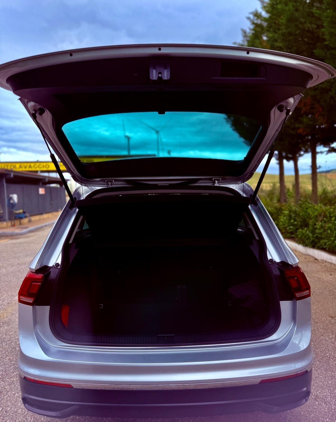 Volkswagen Tiguan 2.0 TDI 150 CV SCR DSG Life