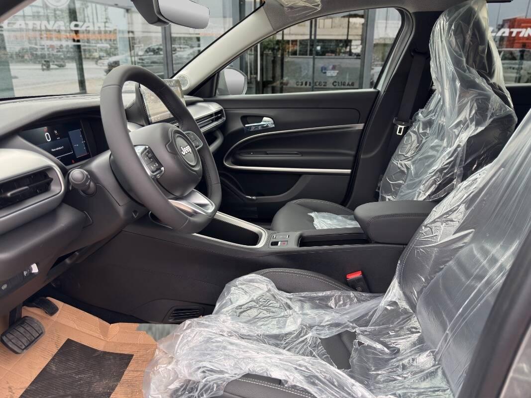 Jeep Avenger 1.2 t. e-hybr.mhev Summit edct6 CON TETTO APRIBILE